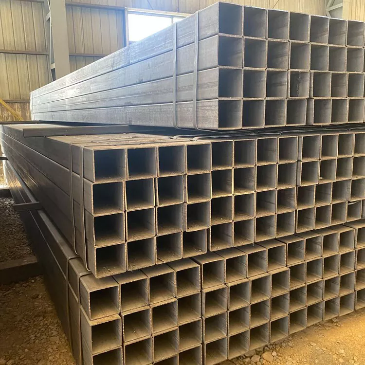 Mikä tekee mustaraitaisesta suorakaiteen muotoisesta putkesta parhaan valinnan rakenteellisiin ja teollisiin sovelluksiin