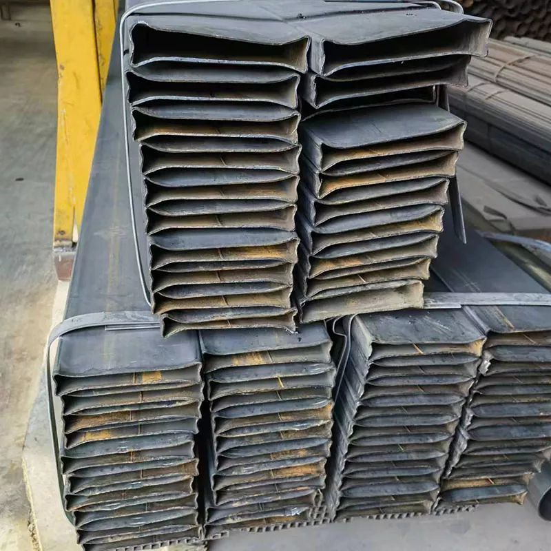 Ohutseinäinen suorakaiteen muotoinen putki